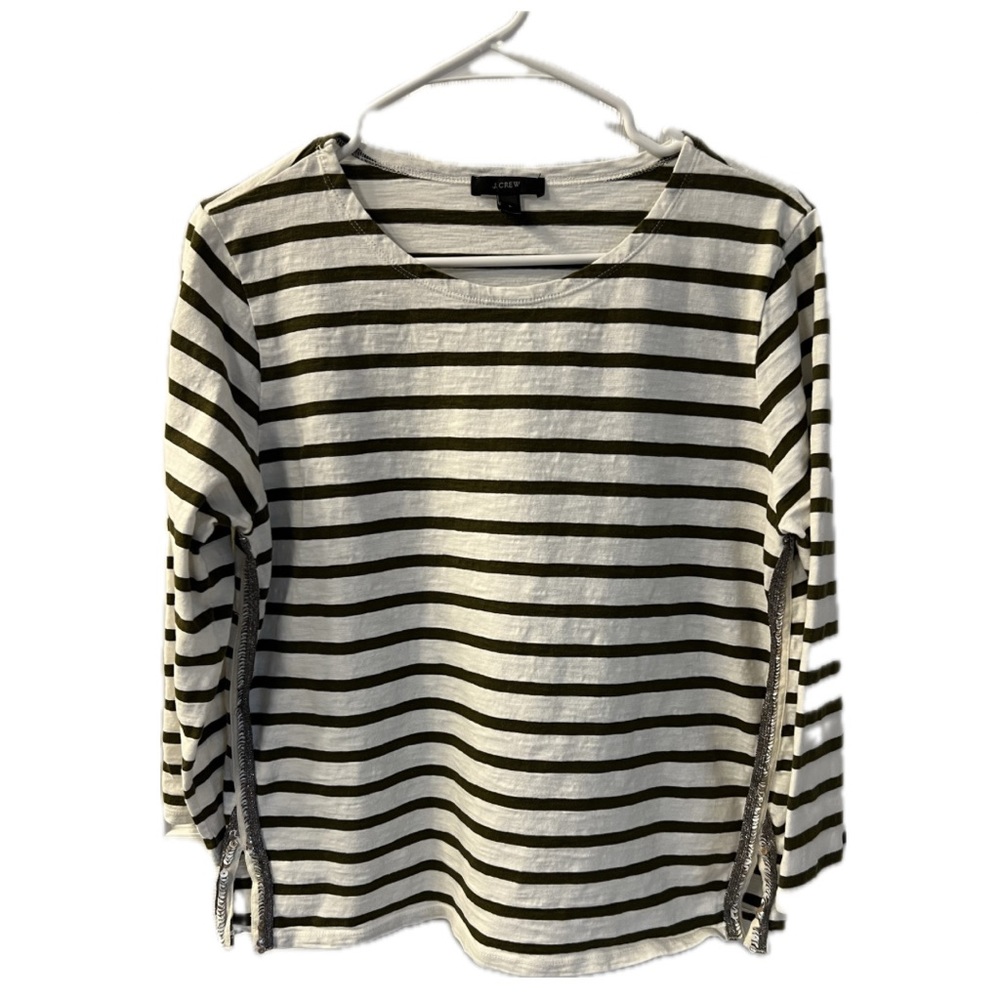 J. Crew 3/4 sleeve olive stripe w/sequins and split hem, size L, 100% cotton.